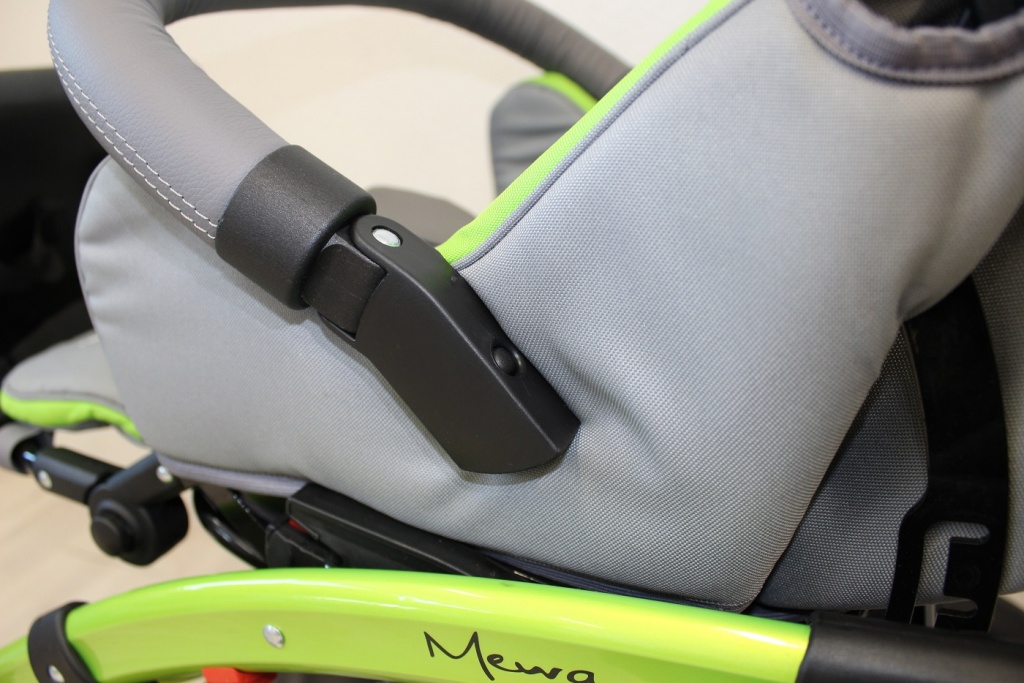 Коляска «Мева», замок переднего ограничителя Коляска «Мева», замок переднего ограничителя